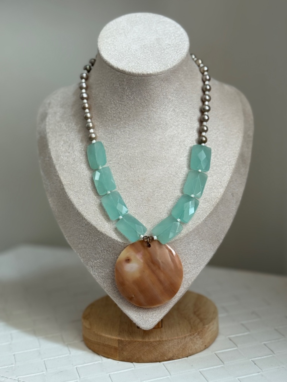 Shell Disc Statement Necklace Faceted Seafoam Green Beads Natural Seashell Ocean